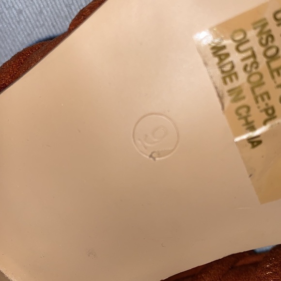 Journee Collection Flats Brown Leather Suede Strappy Womens Sz 9 - Picture 6 of 7